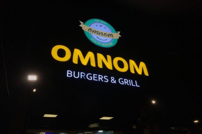 OMNOM - Burgers & Grill: The Expression of Taste